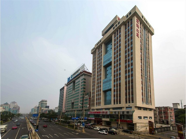 自然裸妆烟酰胺精华液需要建立耐受吗